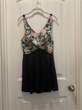 Septangle Swimdress Tropical Black Orange Floral  Resort Cruise Beachy Size 12